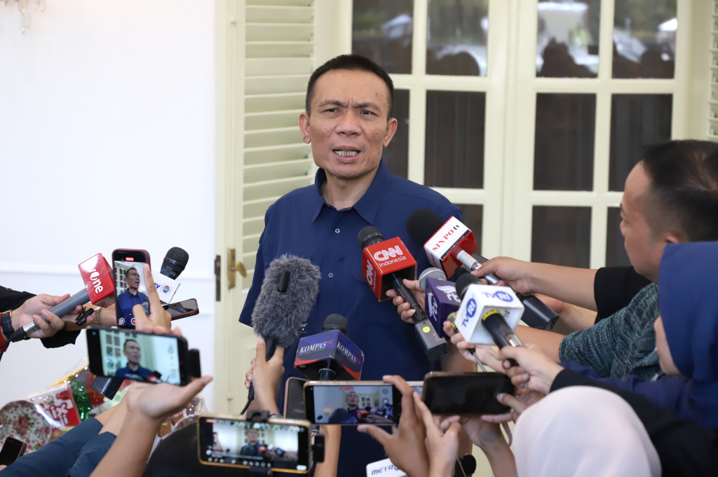 Rismon Sianipar langsung meminta maaf kepada Wakil Presiden Gibran Rakabuming Raka terkait ijazah palsu (Ashar/Si