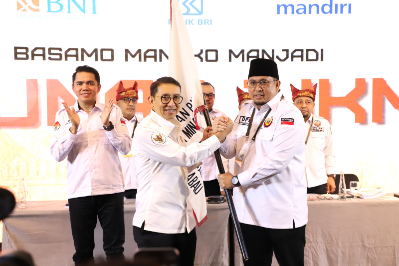 Wakil Ketua Komisi VI DPR Andre Rosiade terpilih menjadi Ketua Umum DPP Ikatan Keluarga Minang (Ashar/SinPo.id)