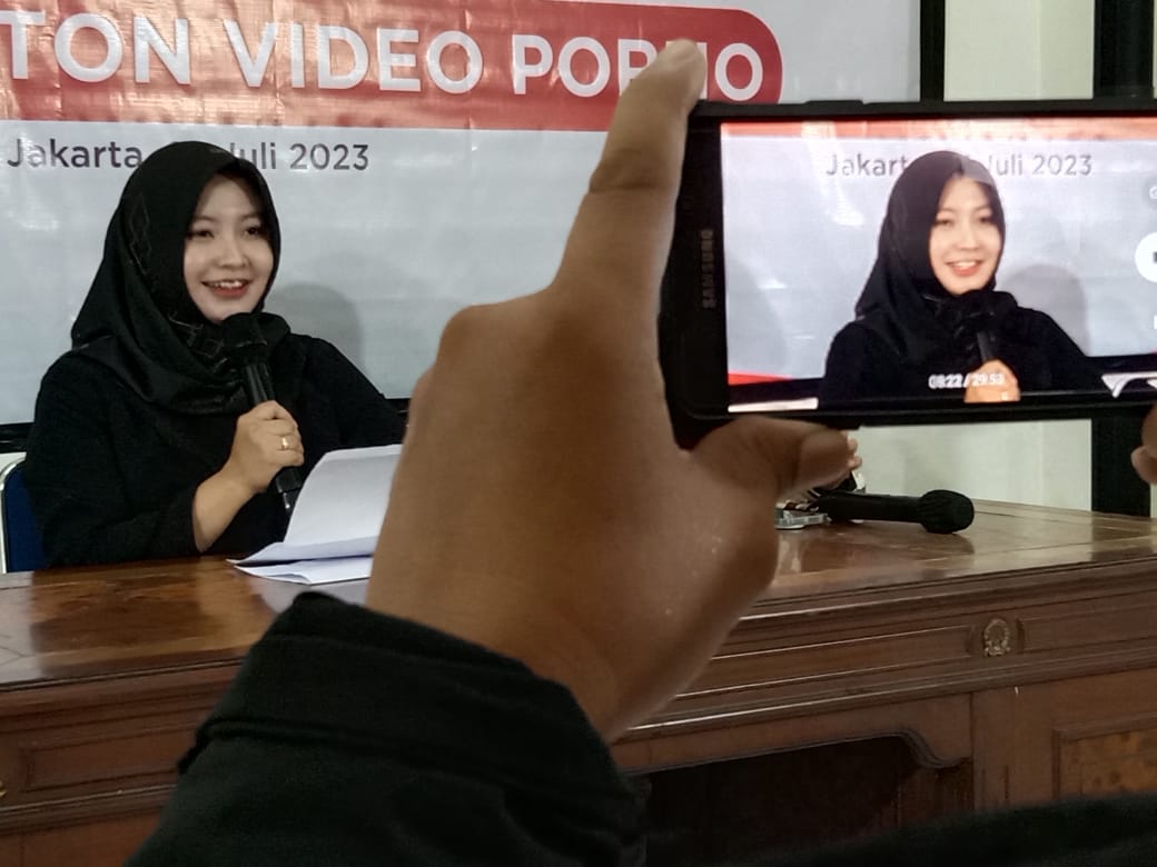 Sayembara Nasional Kontroversi Ganjar Pranowo Soal Video Porno Sinpo Id