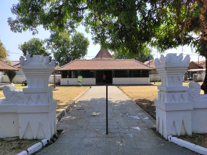 Keraton Kasepuhan Cirebon yang diambil dari Ratu Dewi Pakungwati Istri dari Sunan Gunung Jati (Ashar/SinPo.id)
