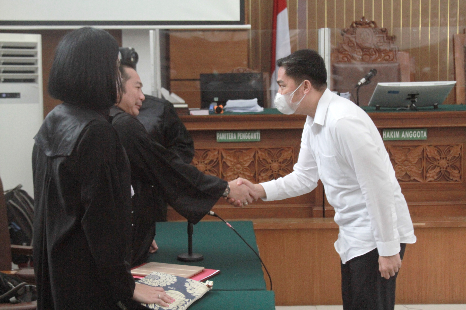 Sidang pembacaan putusan sela Arif Rahman Arifin di Pengadilan Negeri Jakarta Selatan (Ashar/SinPo.id)