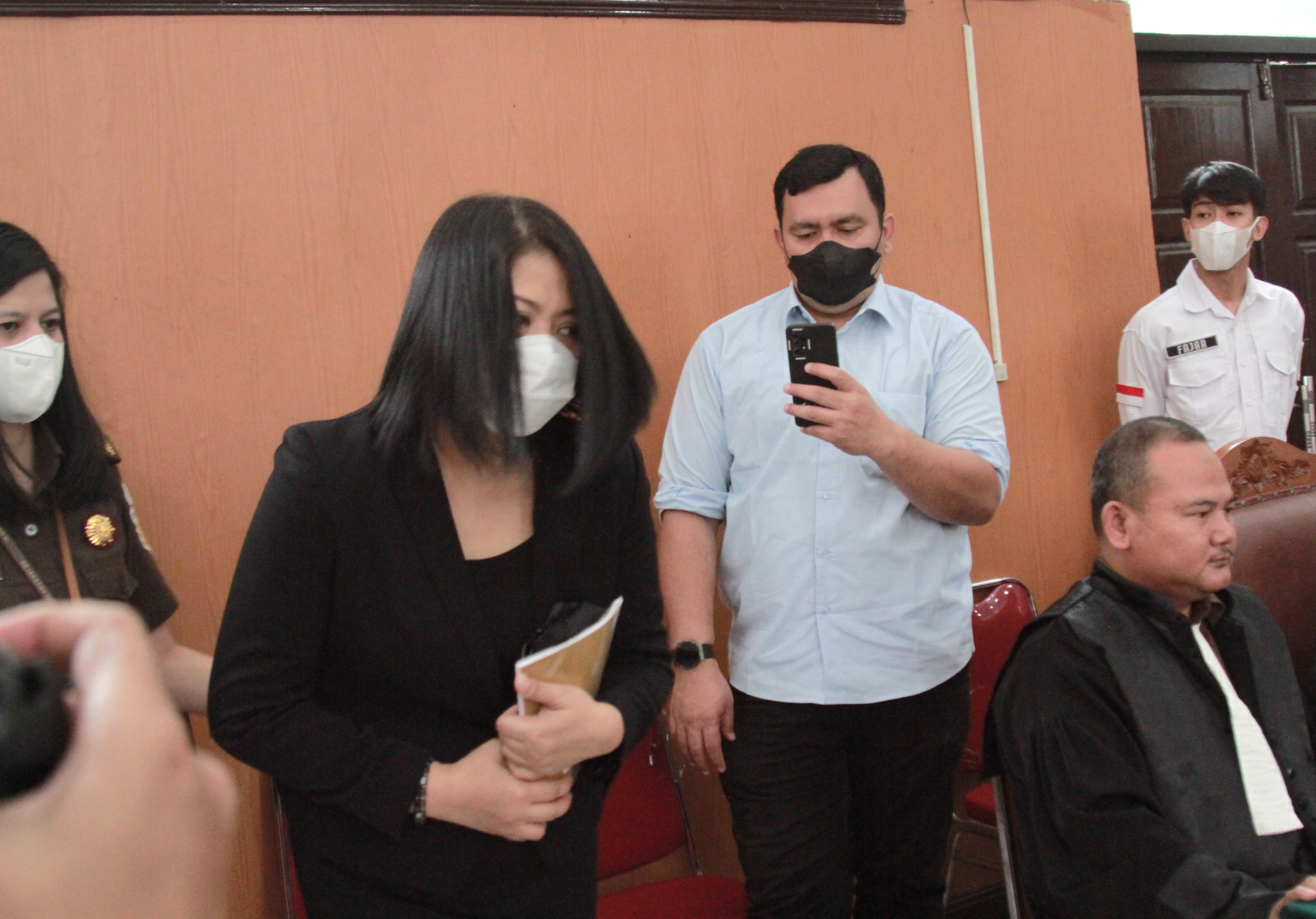 Sidang Eksepsi terdakwa Putri Candrawathi terkait kasus pembunuhan Brigdir J atau Yosua Hutabarat (Ashar/SinPo.id)