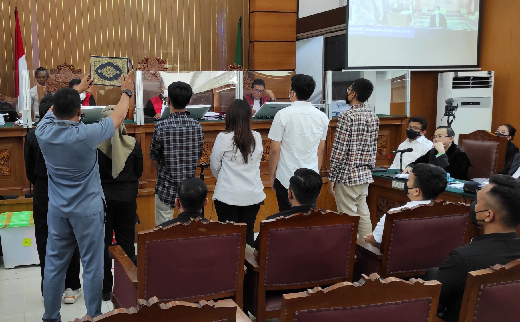 Sidang lanjutan terdakwa Ferdy Sambo terkait pembunuhan Brigadir J di Pengadilan Negeri Jakarta Selatan (Ashar/SinPo.id)