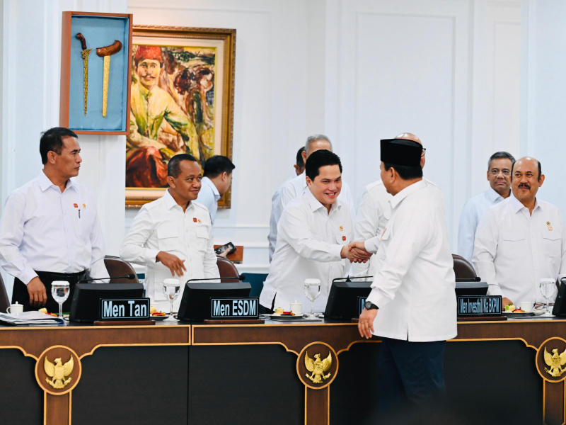 Presiden Prabowo Subianto memimpin sidang kabinet paripurna di Istana Kepresidenan (Ashar/Foto:BiroSetpres/SinPo.id)