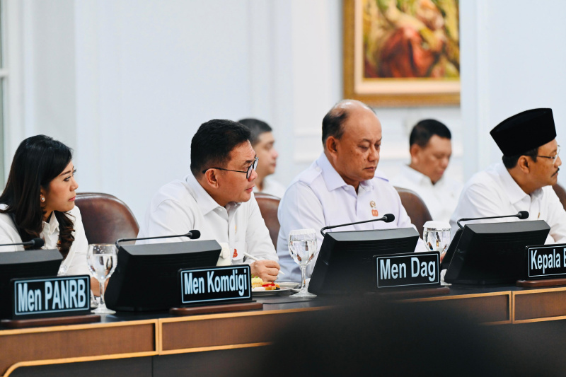 Presiden Prabowo Subianto memimpin sidang kabinet paripurna di Istana Kepresidenan (Ashar/Foto:BiroSetpres/SinPo.id)