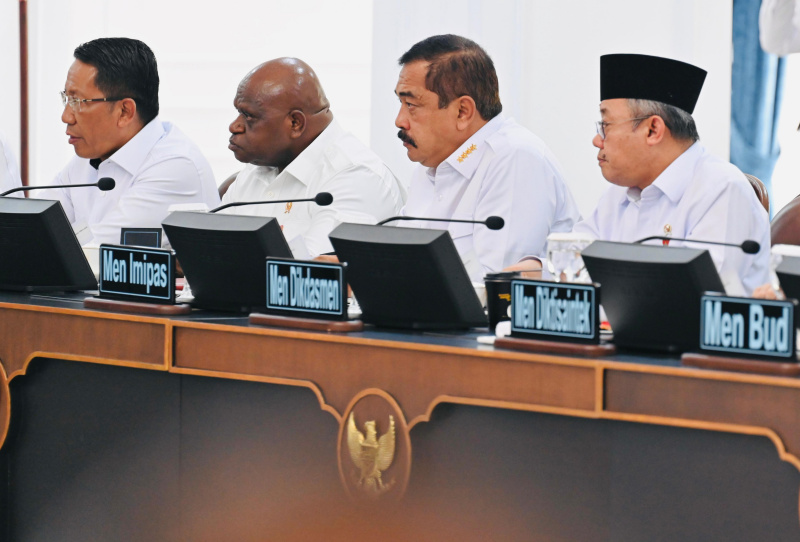 Presiden Prabowo Subianto memimpin sidang kabinet paripurna di Istana Kepresidenan (Ashar/Foto:BiroSetpres/SinPo.id)