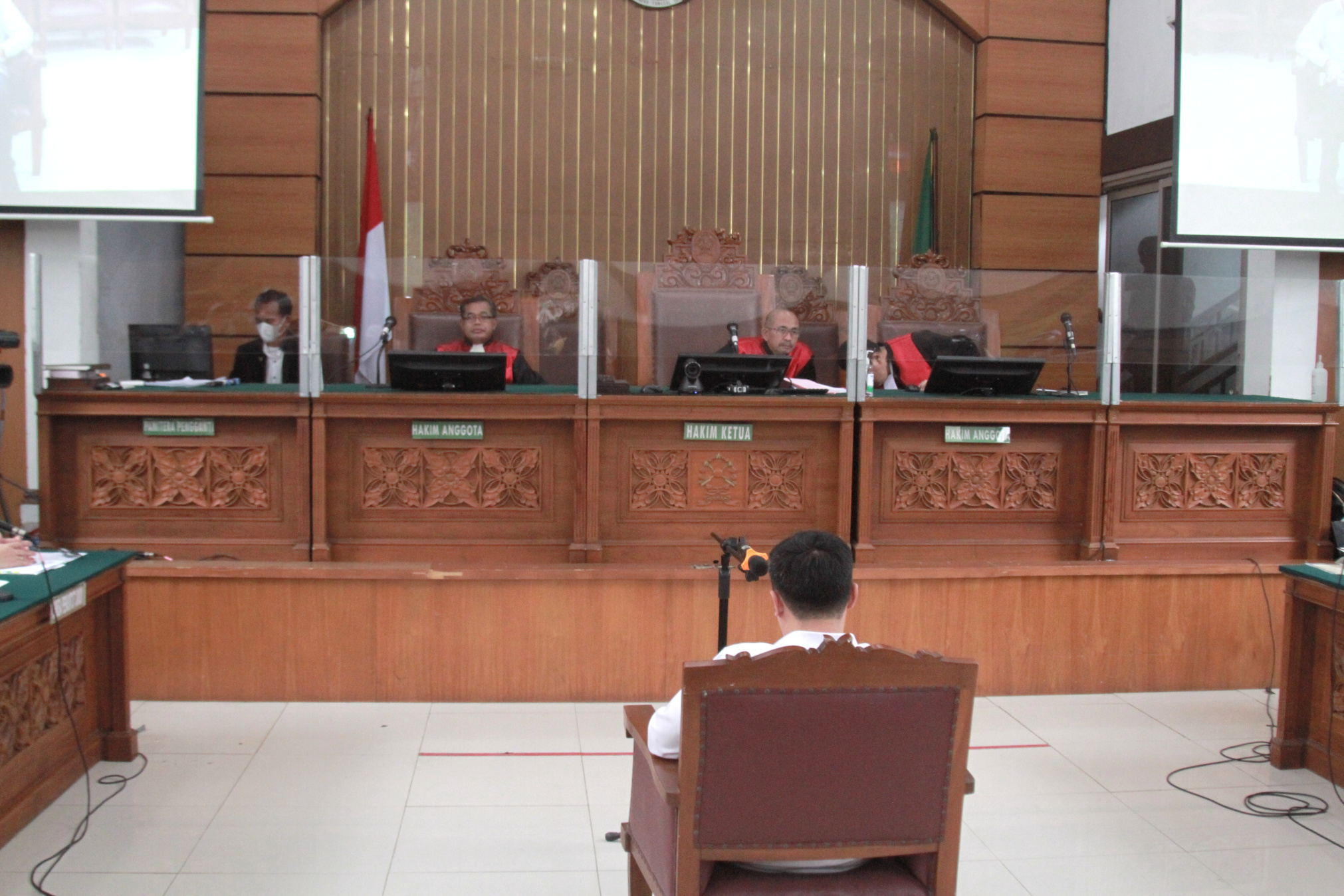 Sidang perdana Obstruction of justice menghilangkan rekaman CCTV rumah dinas Duren Tiga AKBP Arif Rahman Arifin di PN Jakarta Selatan (Ashar/SinPo.id)