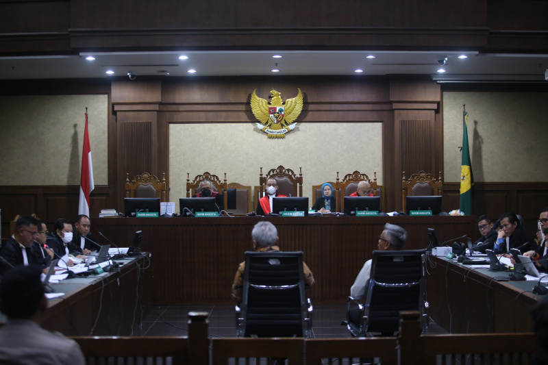 Sidang mendengar keterangan saksi terdakwa Sekjen PDIP Hasto Kristiyanto di PN Tipikor (Ashar/SinPo.id)