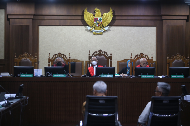 Sidang mendengar keterangan saksi terdakwa Sekjen PDIP Hasto Kristiyanto di PN Tipikor (Ashar/SinPo.id)