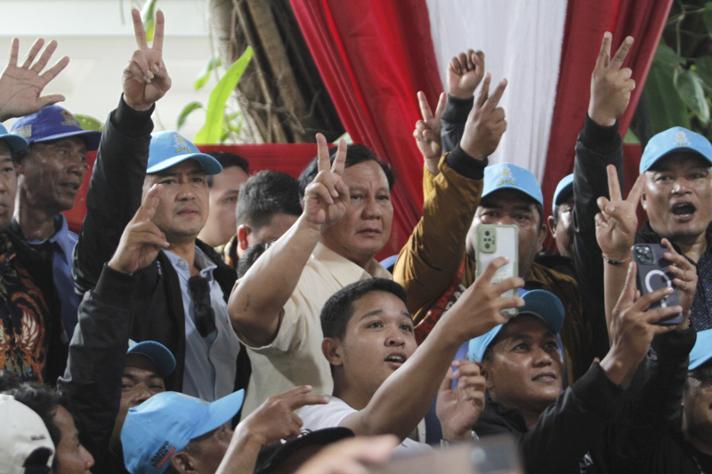 Para Solidaritas Nelayan Indonesia Deklarasi mendukung Prabowo-Gibran di Pilpres 2024 nanti (Ashar/SinPo.id)