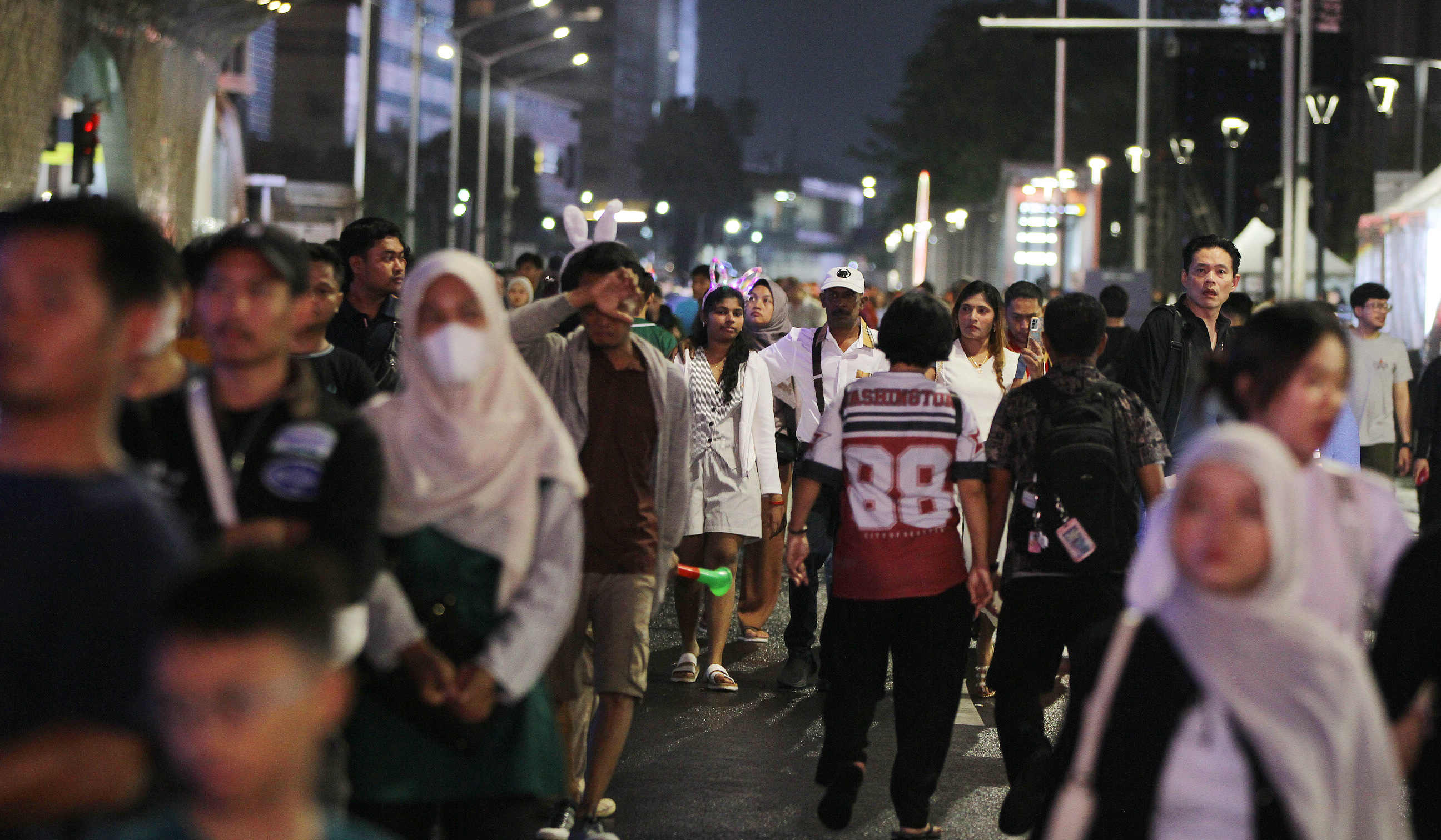 Suasana Car Free Night di jalan Thamrin. (Agus Priatna/SinPo.id)