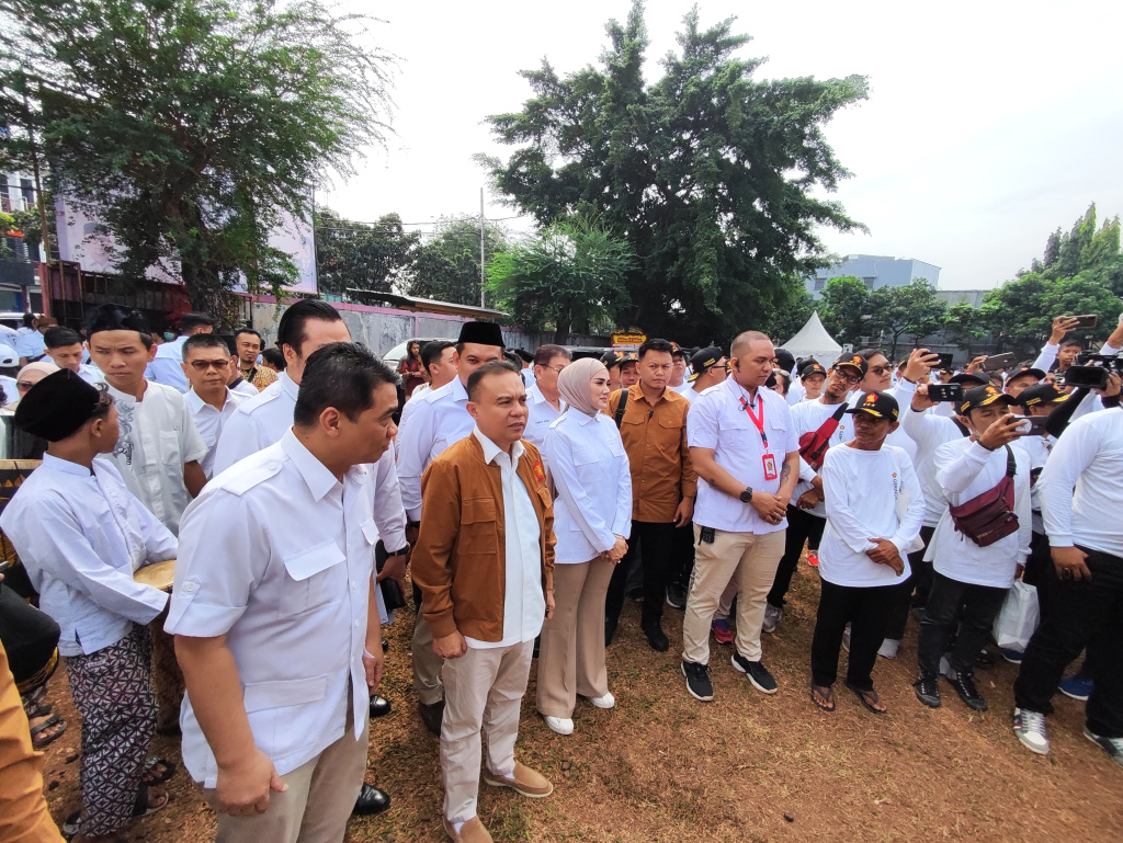 Ketua Harian DPP Partai Gerindra Prof Sufmi Dasco Ahmad menghadiri konsolidasi akbar pengurus partai Gerindra DKI Jakarta Barat (Ashar/SinPo.id)