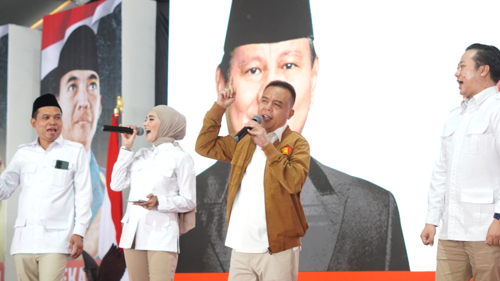 Ketua Harian DPP Partai Gerindra Prof Sufmi Dasco Ahmad menghadiri konsolidasi akbar pengurus partai Gerindra DKI Jakarta Barat (Ashar/SinPo.id)