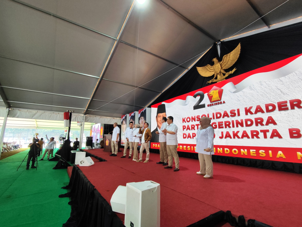 Ketua Harian DPP Partai Gerindra Prof Sufmi Dasco Ahmad menghadiri konsolidasi akbar pengurus partai Gerindra DKI Jakarta Barat (Ashar/SinPo.id)