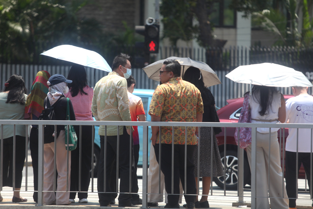 Suhu panas extrem melanda Jakarta hingga akhir Oktober (Ashar/SinPo.id)