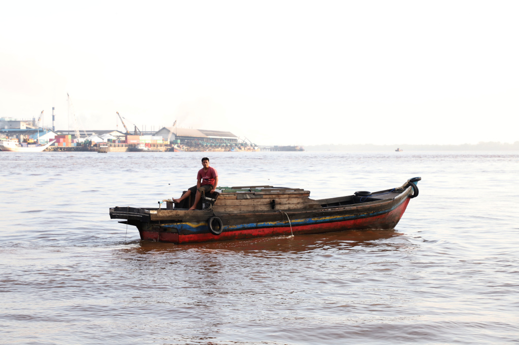 Sungai Guntung merupakan daerah di Kabupaten Indragiri Hilir yang dimana penghasilan warganya ratusan juta dari budidaya sarang burung walet terbesar di Indonesia (Ashar/SinPo.id)
