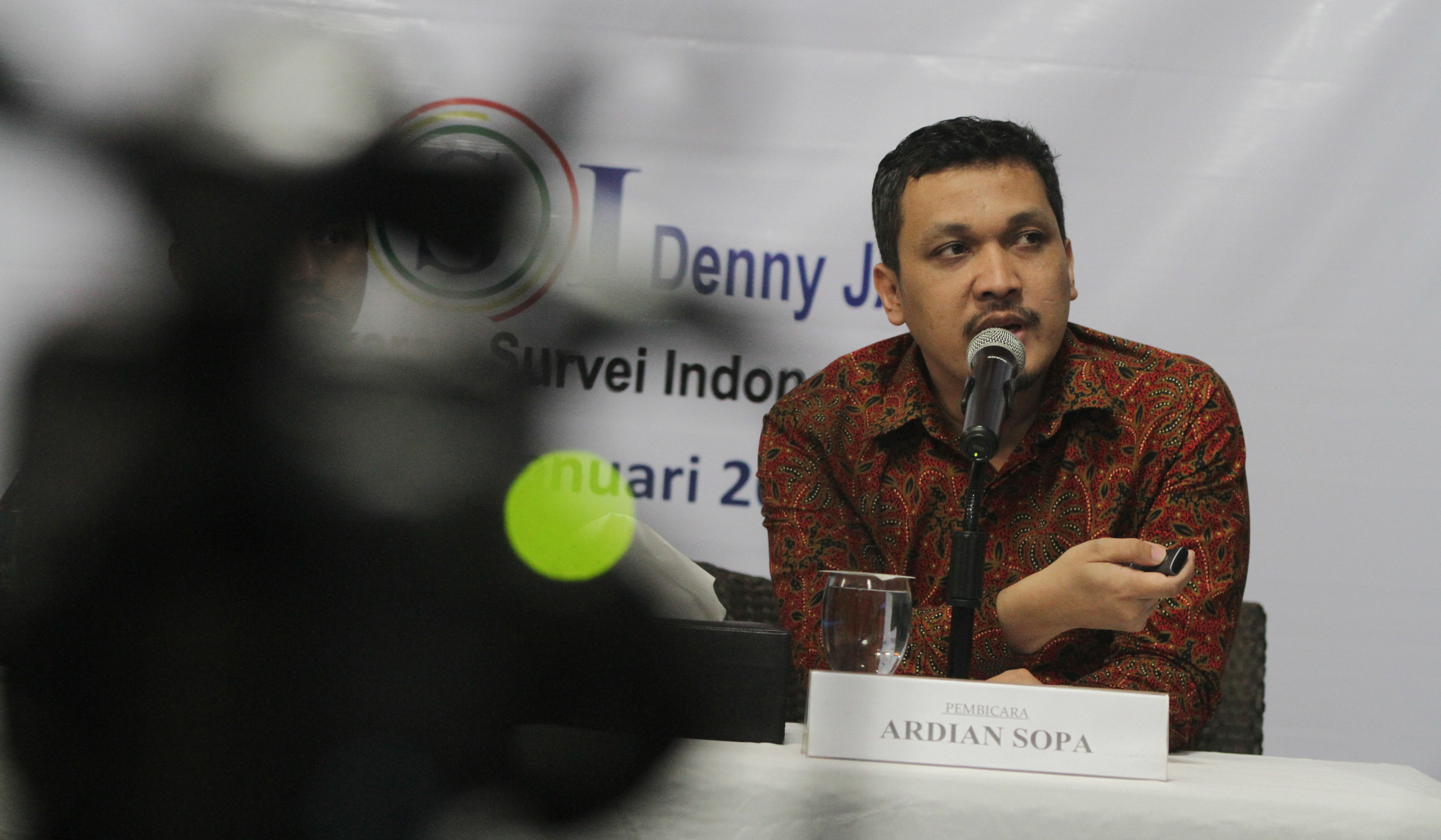 Menkes Budi Gunadi Sadikin, berbicara saat konferensi pers. (Agus Priatna/SinPo.id)