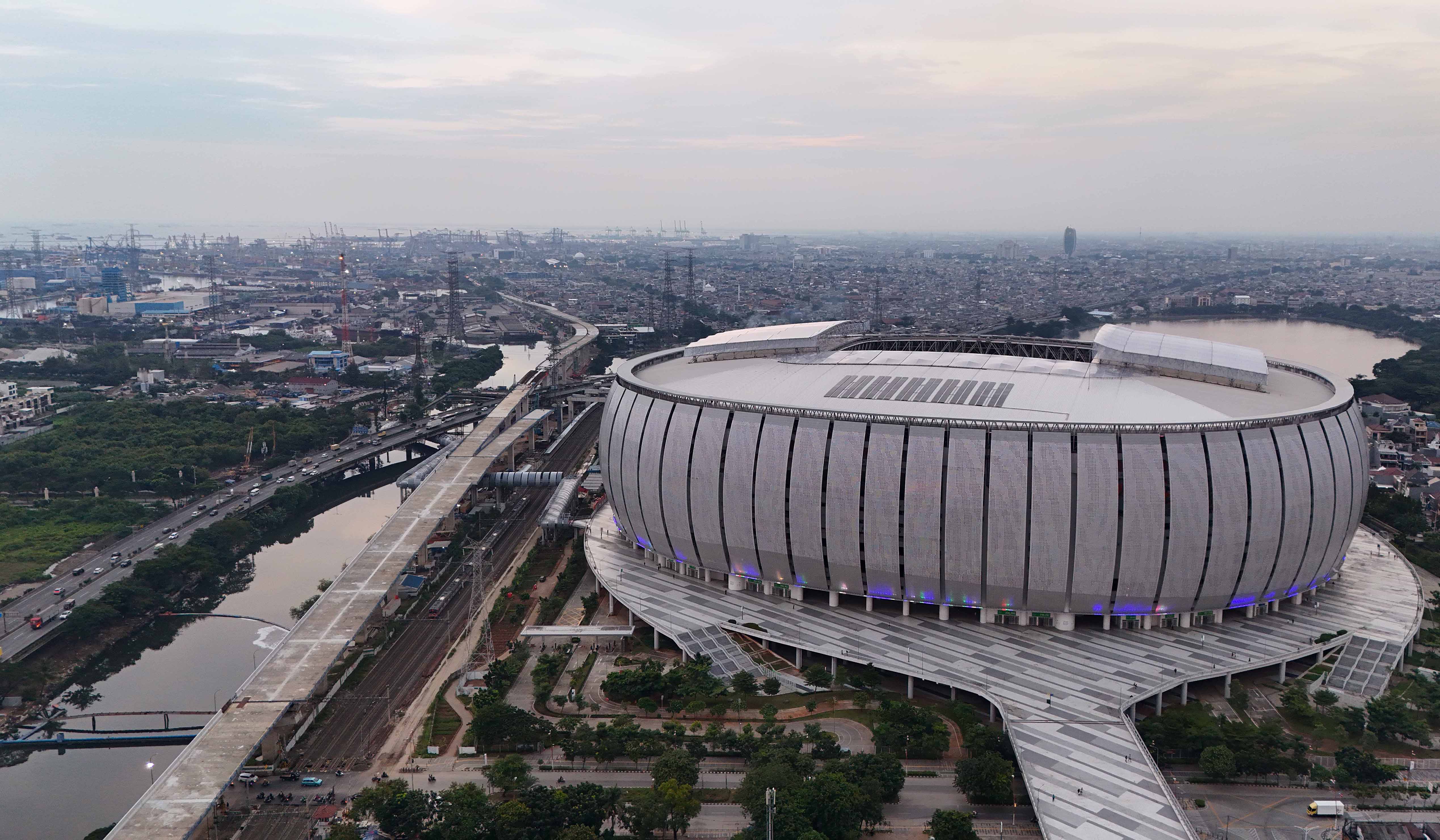 Pembangunan jalan tol HBR II. (Agus Priatna/SinPo.id)