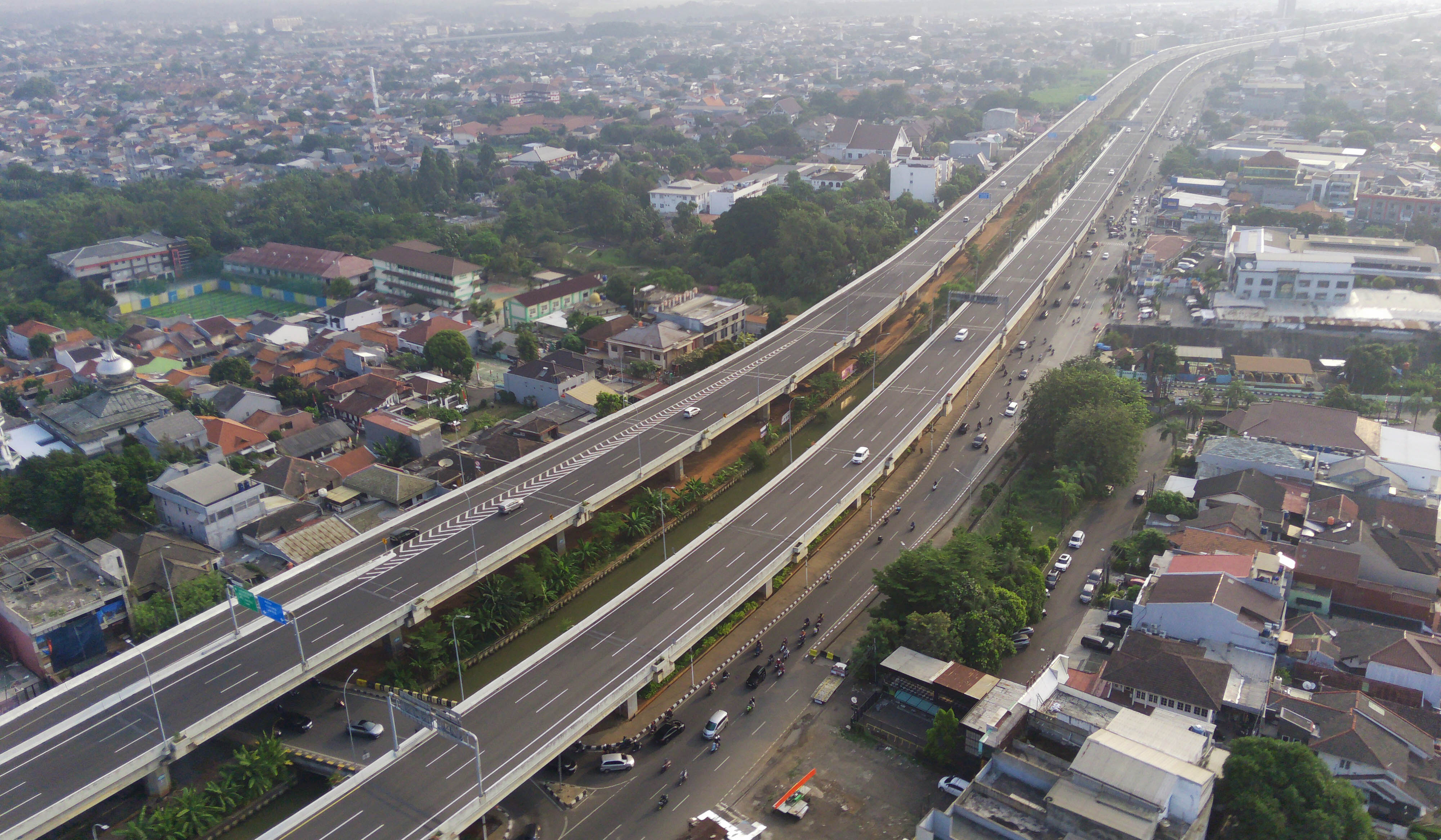 Tol Becakayu. (Agus Priatna/SinPo.id)