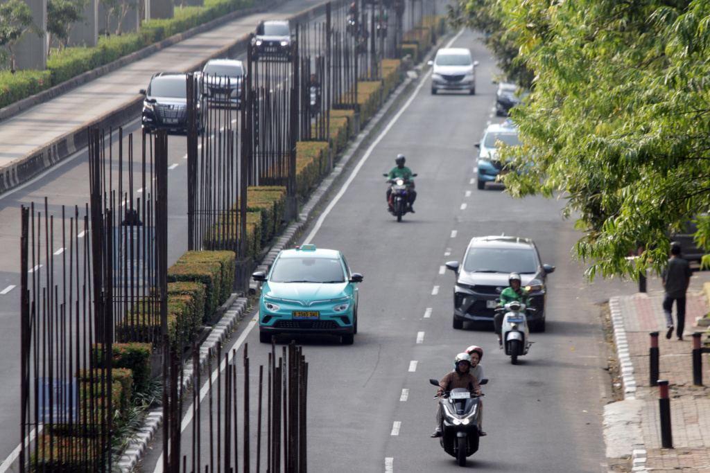 Pemprov DKI Jakarta akan membongkar tiang monorel sepanjang jalan Rasuna Said pada pekan depan (Ashar/SinPo.id)