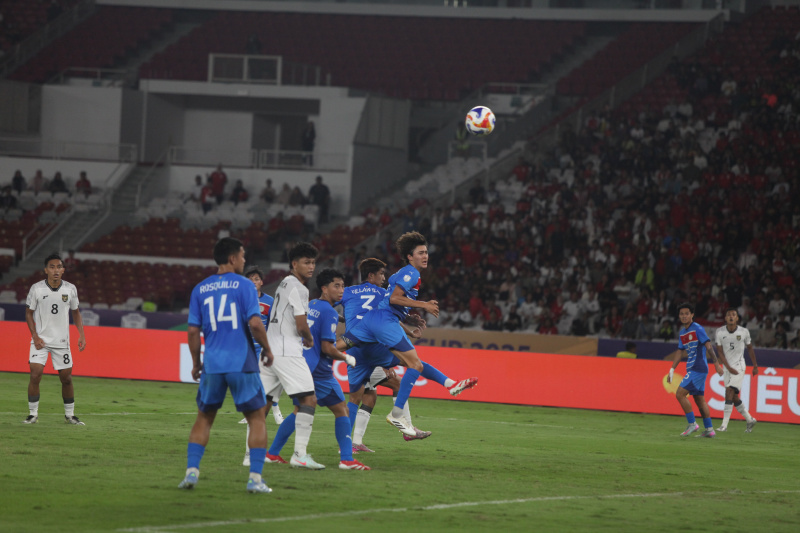 Timnas Indonesia Piala AFF U-23 menang tipis lawan Filipina dengan skor 1-0 di GBK (Ashar/SinPo.id)