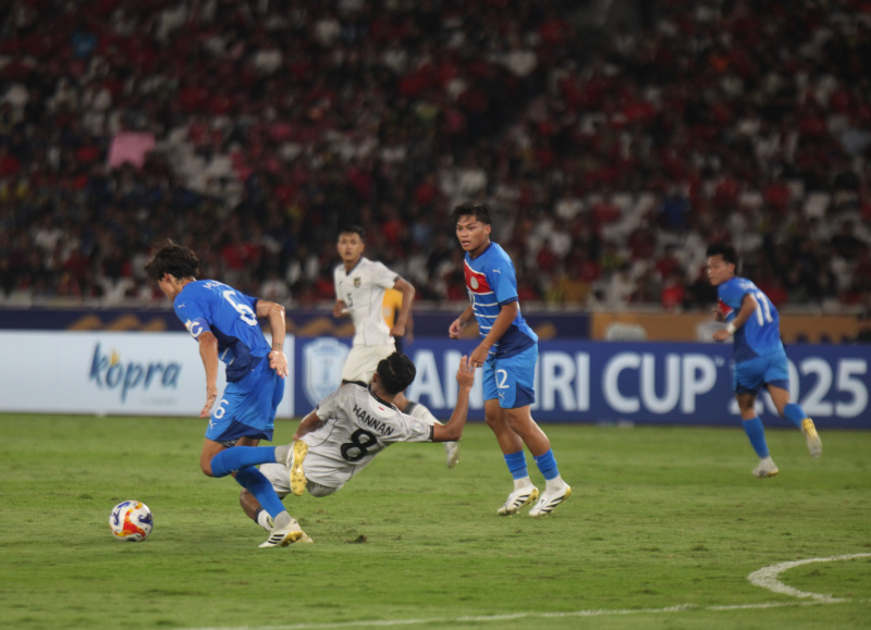 Timnas Indonesia Piala AFF U-23 menang tipis lawan Filipina dengan skor 1-0 di GBK (Ashar/SinPo.id)
