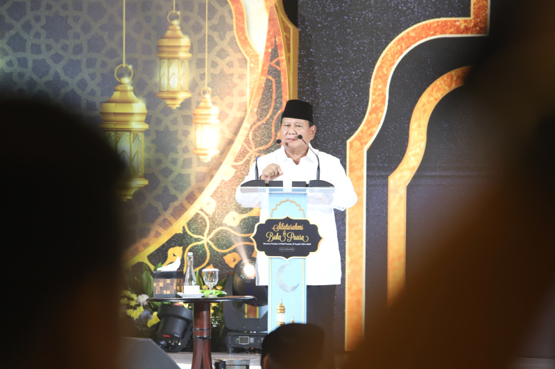 TKN Prabowo-Gibran gelar buka bersama dengan Presiden terpilih 2024-2029 Prabowo Subianto dan Gibran Rakabuming Raka para relawan serta para relawan (Ashar/SinPo.id)