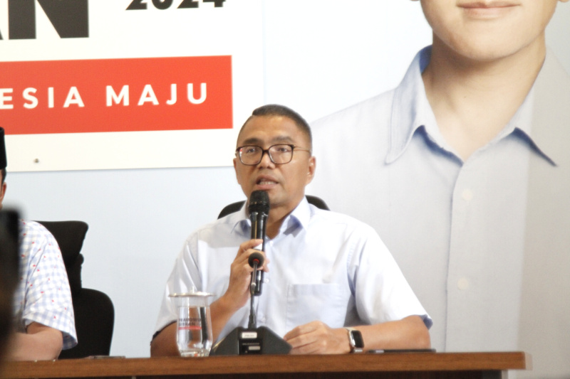 TKN  Prabowo-Gibran gelar konfrensi pers terkait dugaan kecurangan dan kekerasan di Tapanuli Tengah (Ashar/SinPo.id)