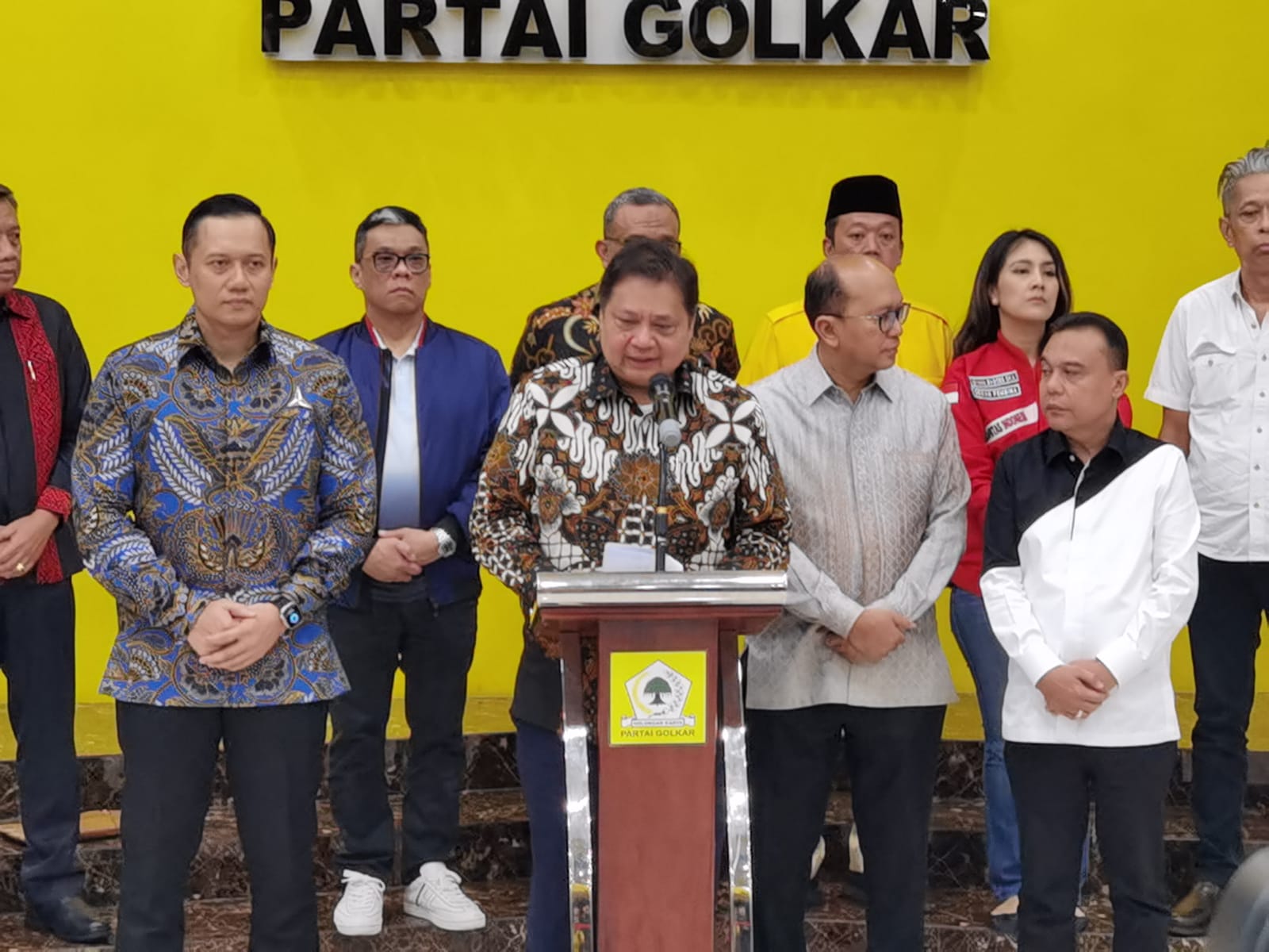 TKN Prabowo-Gibran gelar rapat perdana untuk persiapan masa kampanye pilpres mendatang (Ashar/SinPo.id)