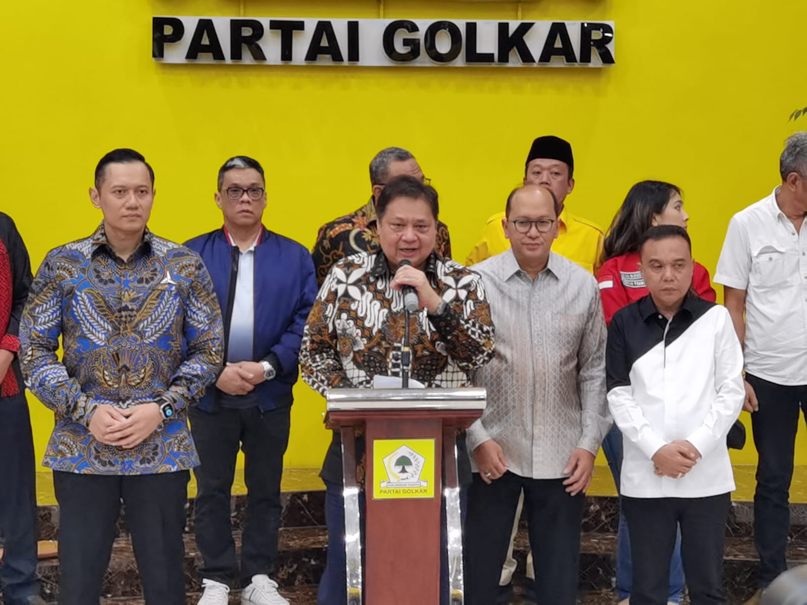 TKN Prabowo-Gibran gelar rapat perdana untuk persiapan masa kampanye pilpres mendatang (Ashar/SinPo.id)