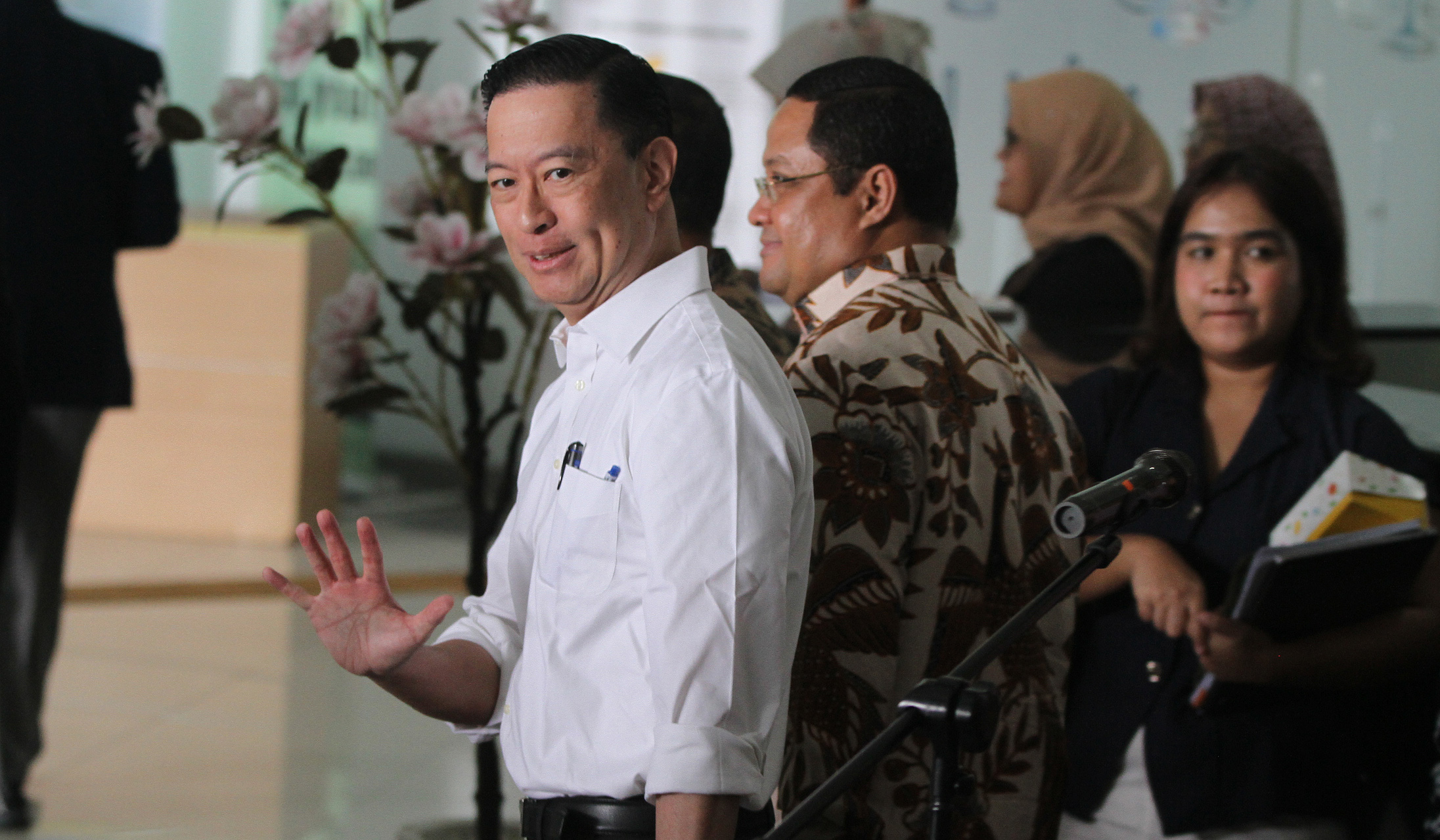 Tom lembong saat audiensi dengan KY. (Agus Priatna/SinPo.id)