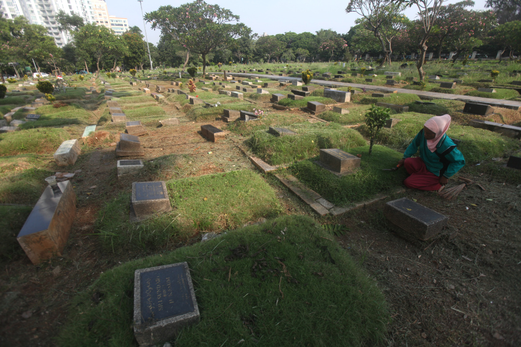 69 Tempat pemakaman umum (TPU) di Jakarta mengalami kepenuhan Pemprov DKI siapkan strategi (Ashar/SinPo.id)