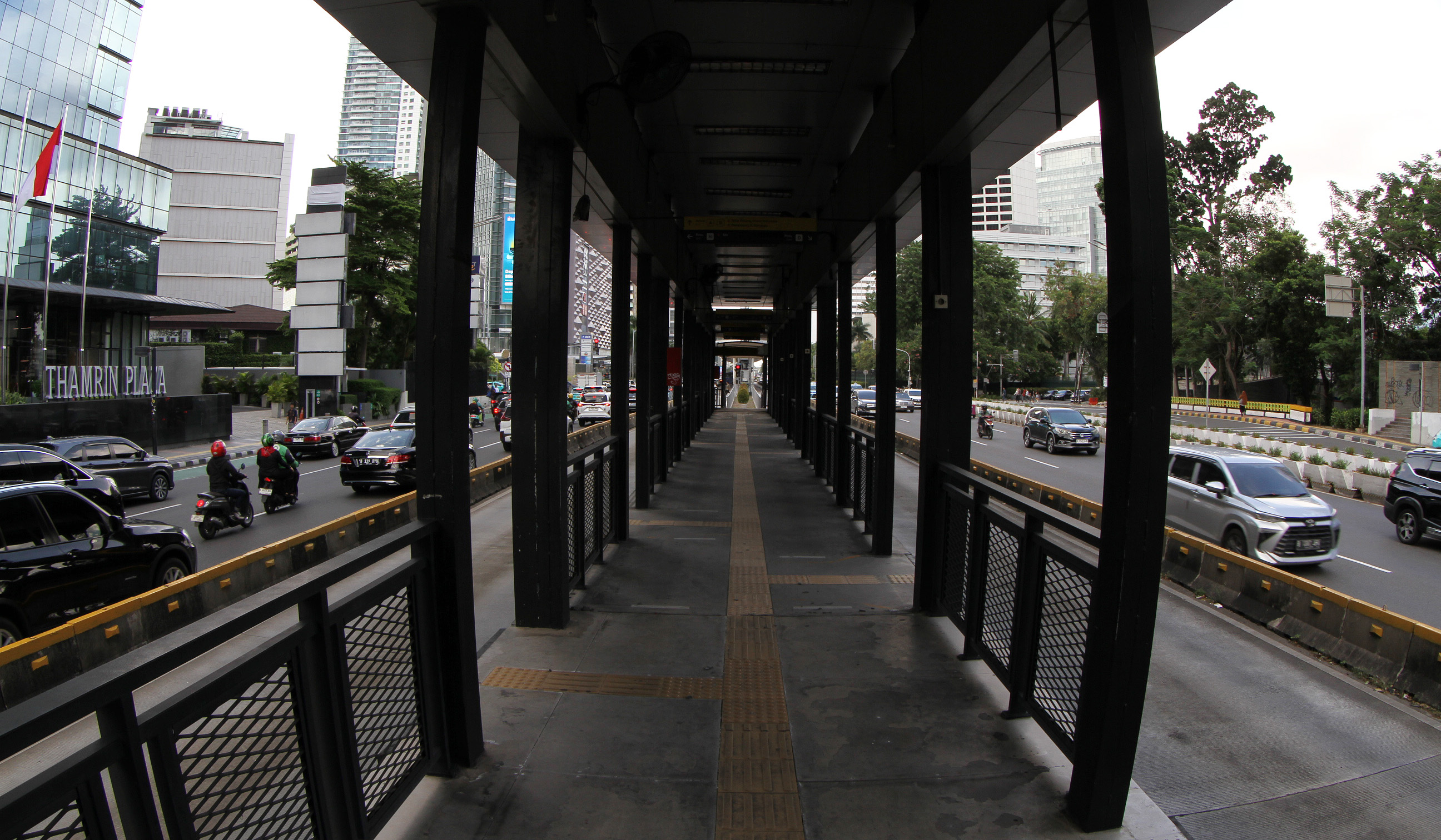 Kondisi Halte Tosari lama. (Agus Priatna/SinPo.id)