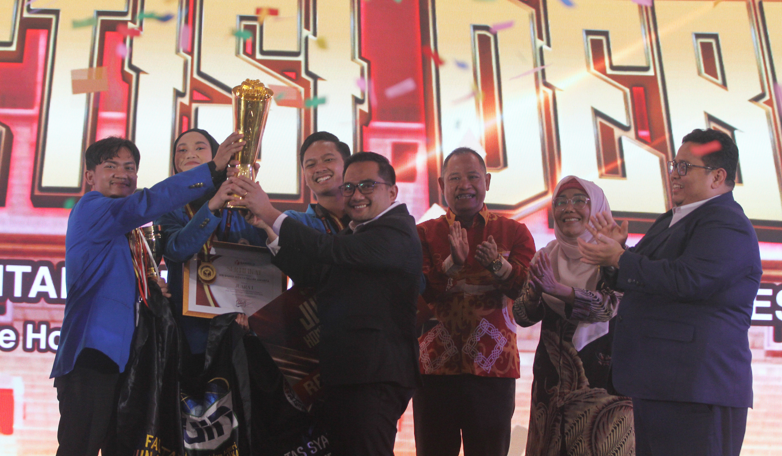 Kompetisi debat Bawaslu RI. (Agus Priatna/SinPo.id)