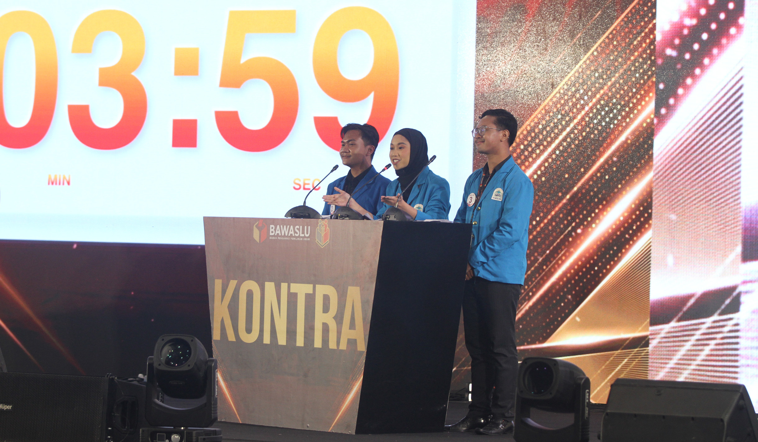 Kompetisi debat Bawaslu RI. (Agus Priatna/SinPo.id)