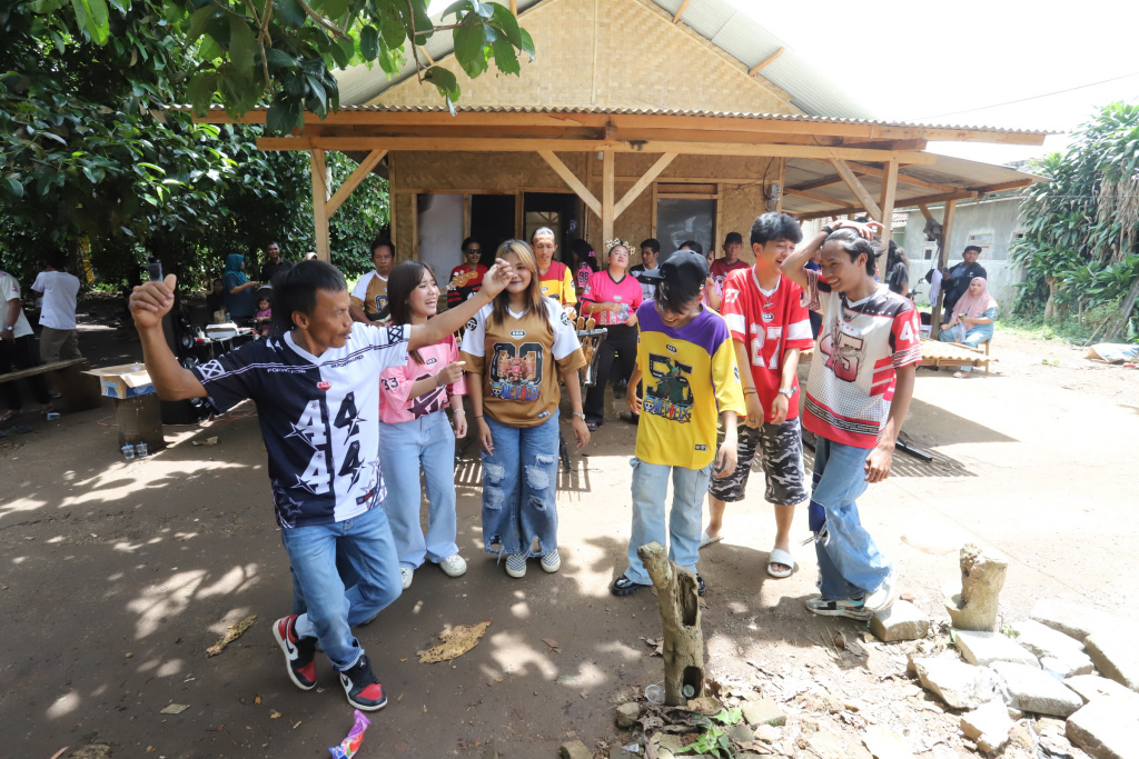 UMKM Sinergi ADV Nusantara Gandeng Tiktokers untuk memperluas pasar (Ashar/SinPo.id)