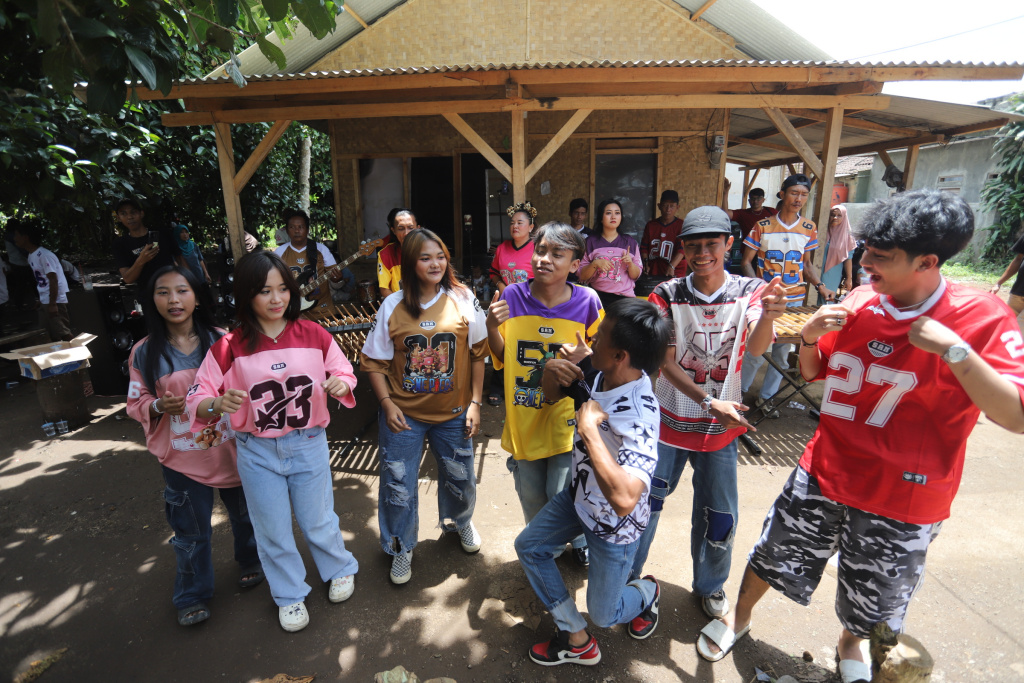 UMKM Sinergi ADV Nusantara Gandeng Tiktokers untuk memperluas pasar (Ashar/SinPo.id)