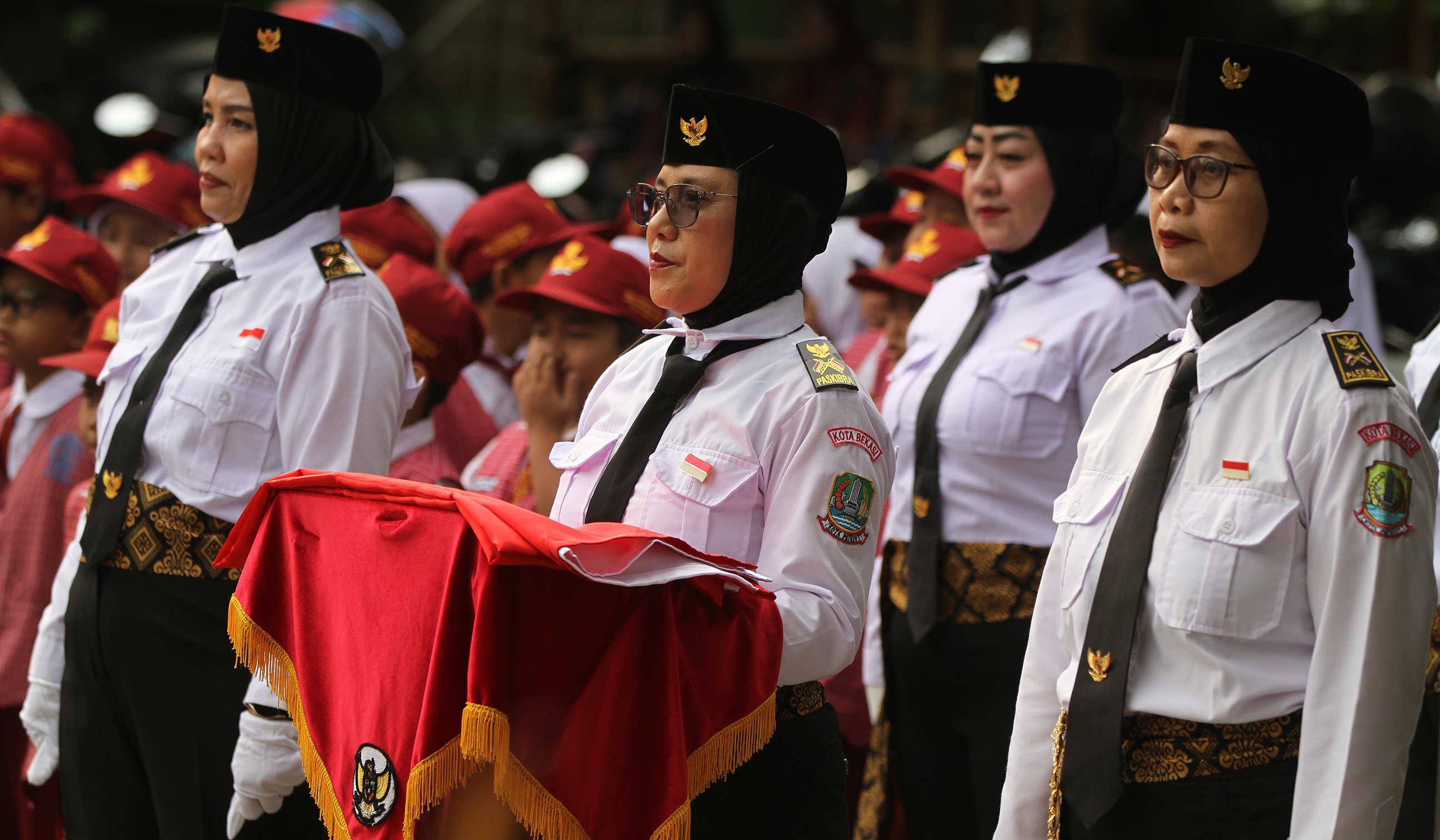 Peringatan Hari Guru Nasional. (Agus Priatna/SinPo.id)