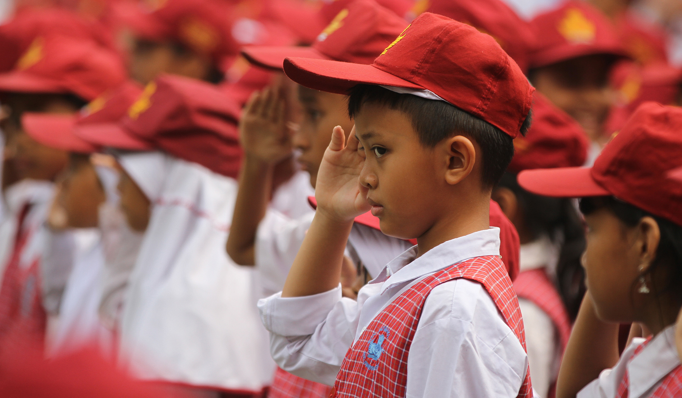 Peringatan Hari Guru Nasional. (Agus Priatna/SinPo.id)