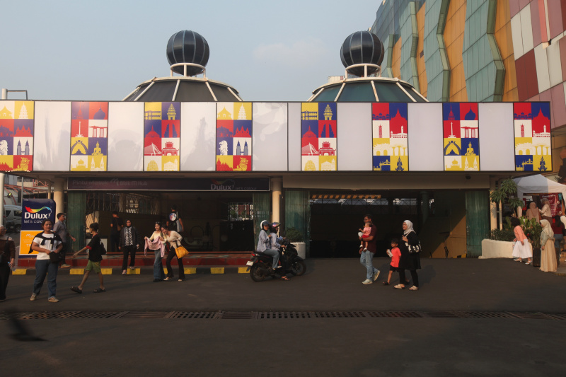 Wajah baru terowongan Blok M Hub yang menghubungkan Terminal dan Stasiun MRT Blok M (Ashar/SinPo.id)