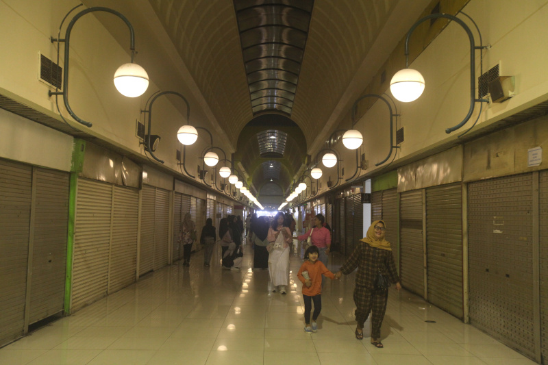 Wajah baru terowongan Blok M Hub yang menghubungkan Terminal dan Stasiun MRT Blok M (Ashar/SinPo.id)