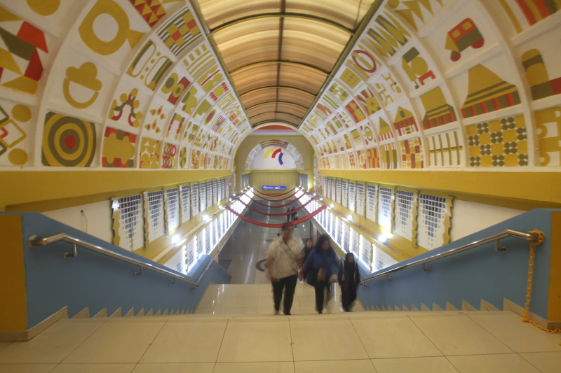 Wajah baru terowongan Blok M Hub yang menghubungkan Terminal dan Stasiun MRT Blok M (Ashar/SinPo.id)