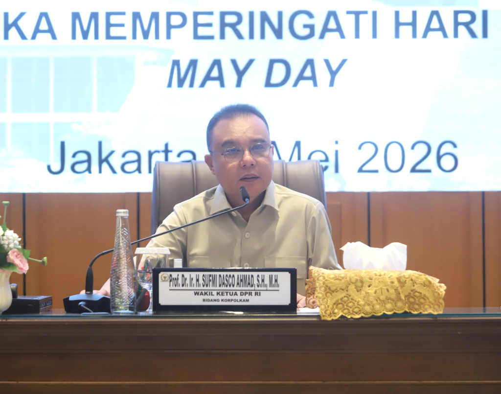 Wakil Ketua DPR Prof Sufmi Dasco Ahmad menerima audiensi perwakilan dari Aliansi Gerakan Buruh Bersama Rakyat (GEBRAK) dan KASBI (Ashar/SinPo.id)
