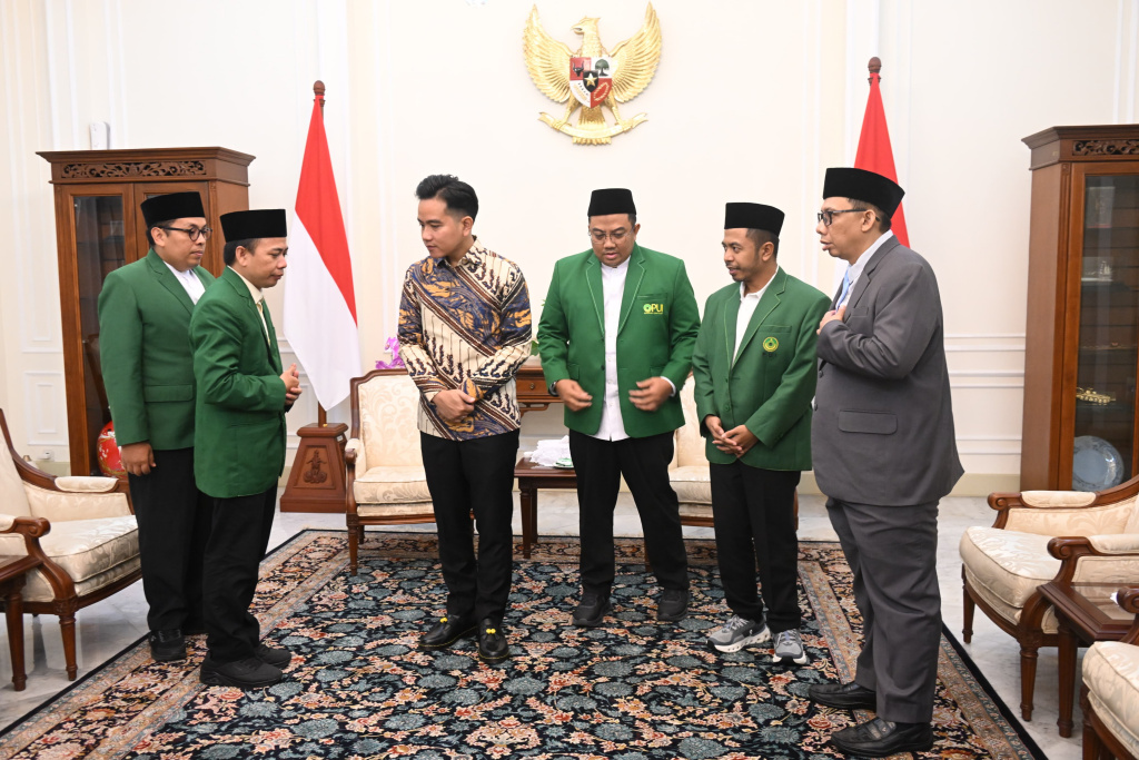 Wapres Gibran Rakabuming Raka ajak PUI untuk perkuat persatuan dan kawal pembangunan nasional (Ashar/Foto: BiroWapres/SinPo.id)