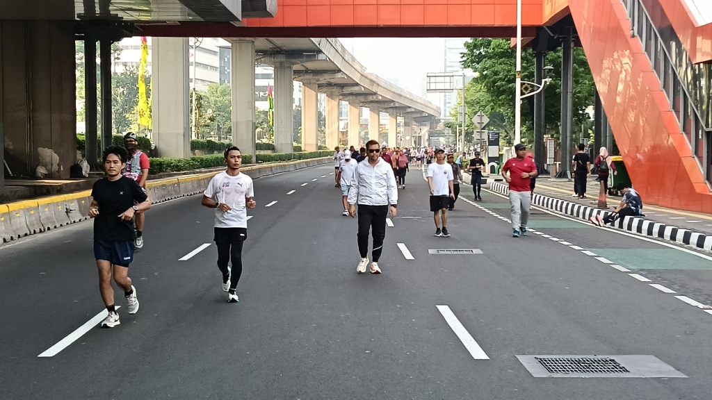 Pemprov DKI Jakarta menggelar perdana Car Free Day (CFD) di Jalan Rasuna Said (Ashar/SinPo.id)