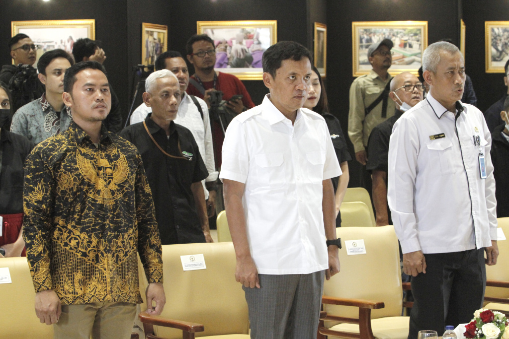 Wakil Ketua Komisi III DPR Dr Habiburokhman buka pameran foto Warna-Warni Parlemen Moderen Untuk Indonesia Maju (Ashar/SinPo.id)