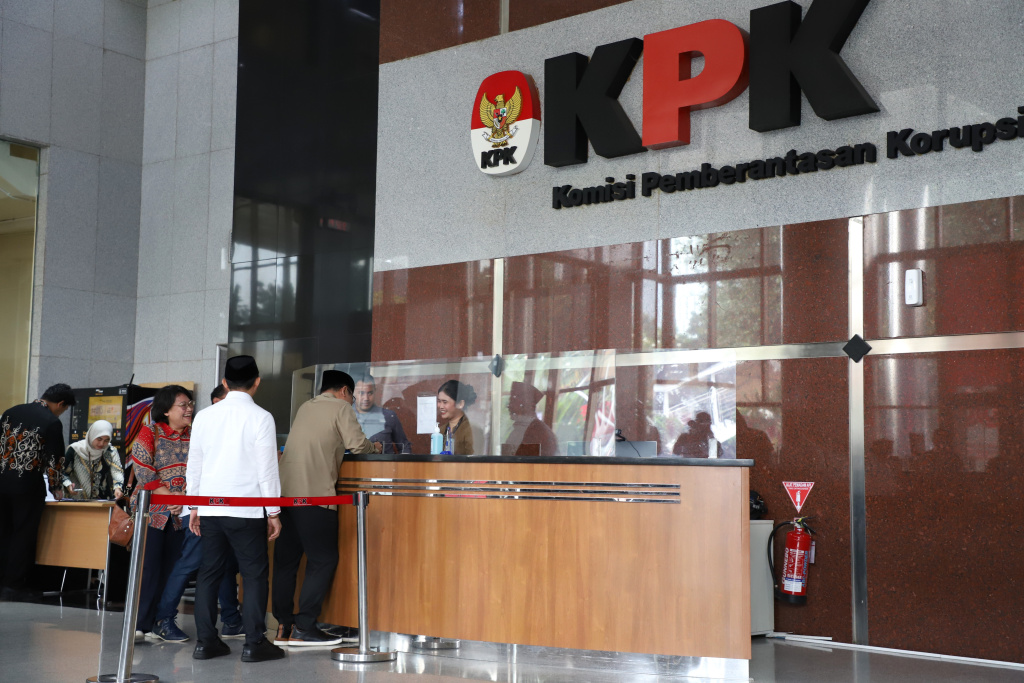 Eks Menteri Agama Yaqut Cholil Qoumas penuhi panggilan KPK terkait dugaan kasus Kouta Haji (Ashar/SinPo.id)