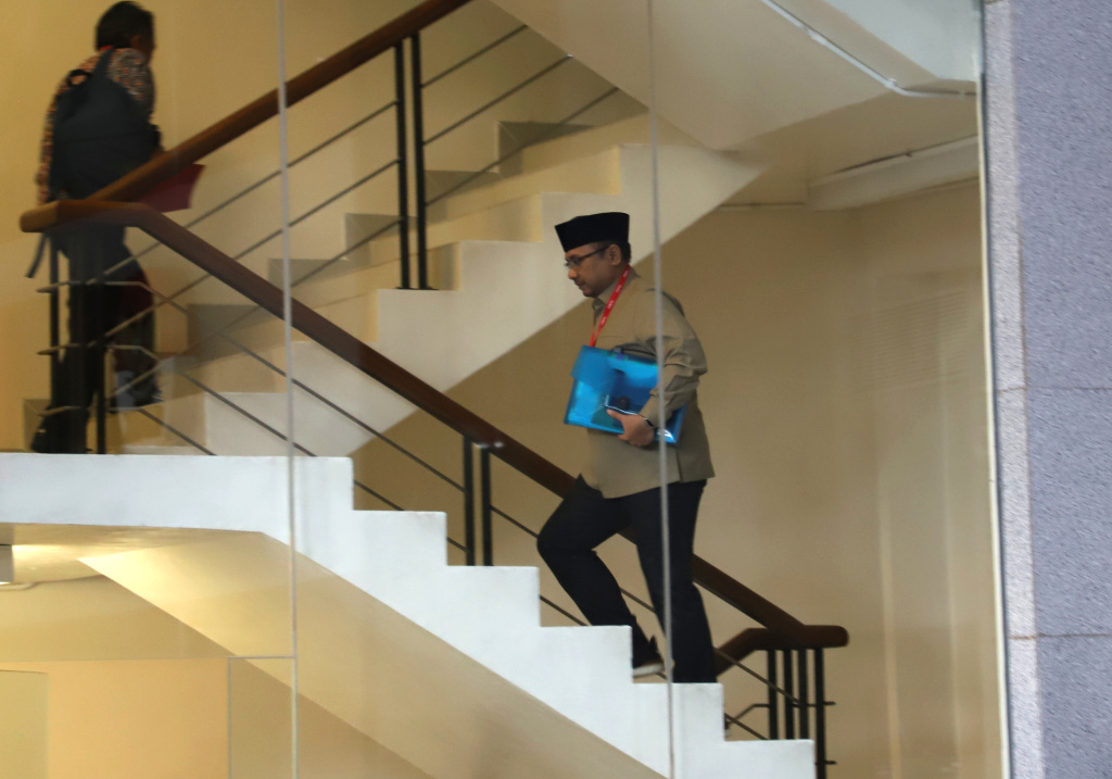 Eks Menteri Agama Yaqut Cholil Qoumas penuhi panggilan KPK terkait dugaan kasus Kouta Haji (Ashar/SinPo.id)