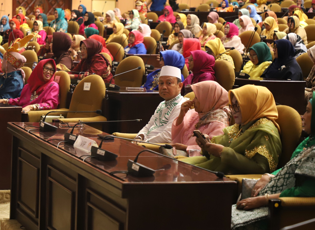 YK Rombsis menggelar pengukuhan pengurus periode 2025-2030 dan Rakernas (Ashar/SinPo.id)