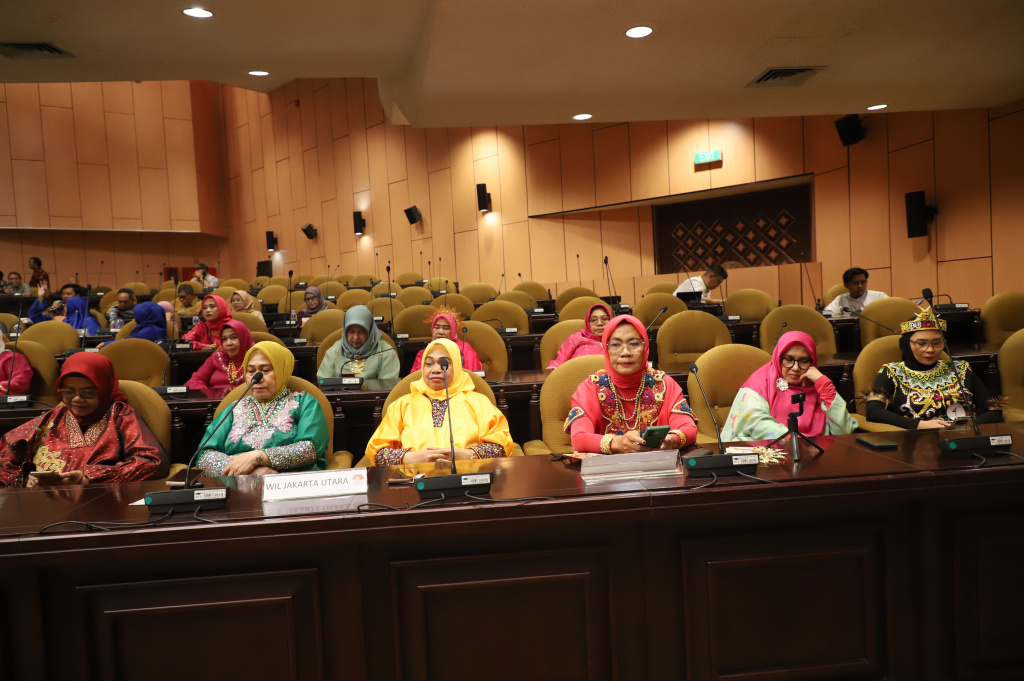 YK Rombsis menggelar pengukuhan pengurus periode 2025-2030 dan Rakernas (Ashar/SinPo.id)